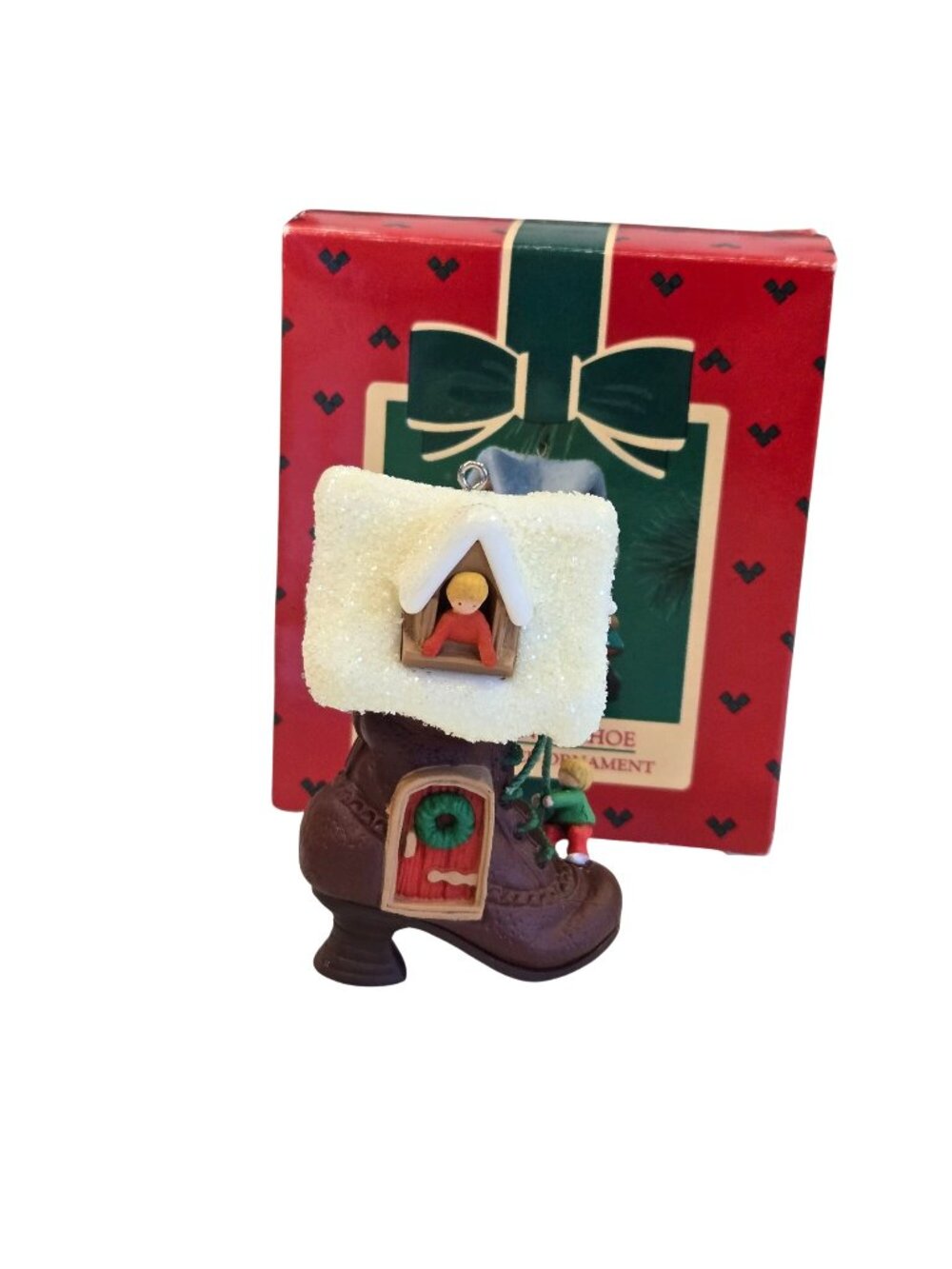 Hallmark Keepsake 1985 Children in the Shoe Christmas Ornament